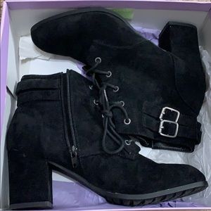 Madden Girl Theoo| Black Ankle Boot| Size 9👢